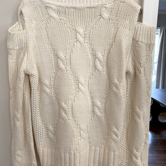 Sweater - Picture 3 of 3